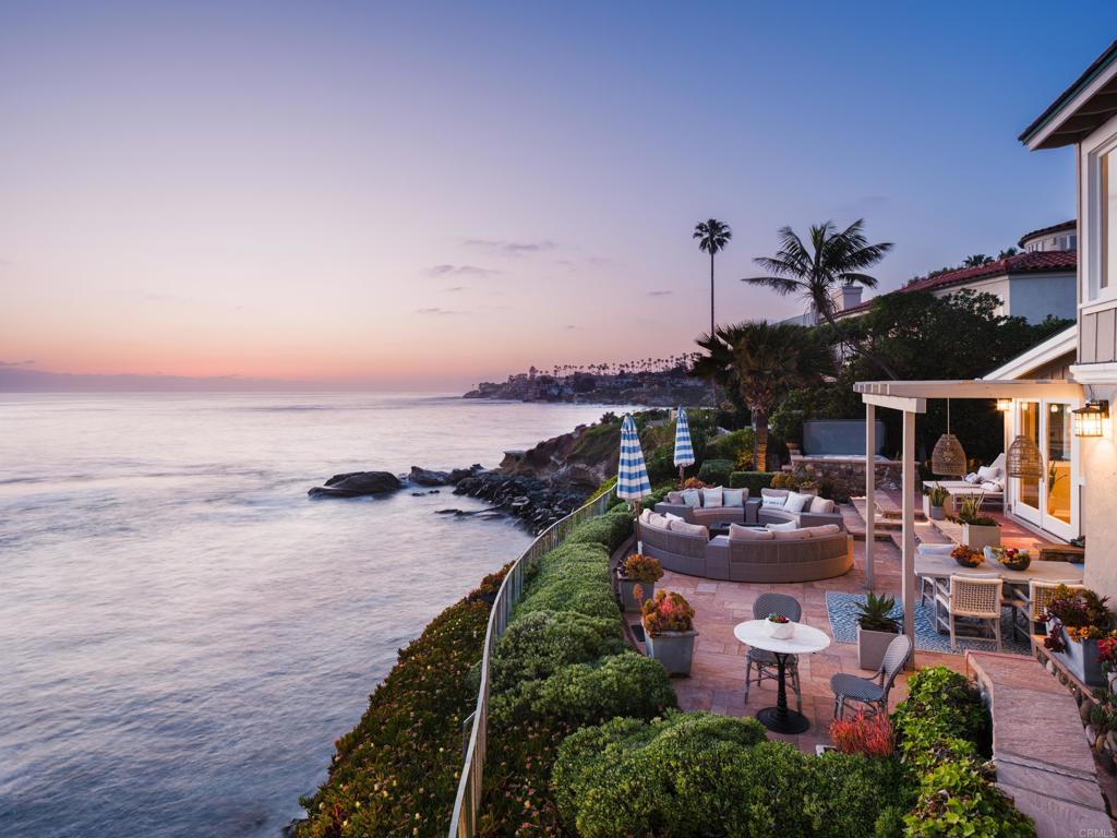 A property available for sale at 5710 Dolphin Place, La Jolla, CA 92037.