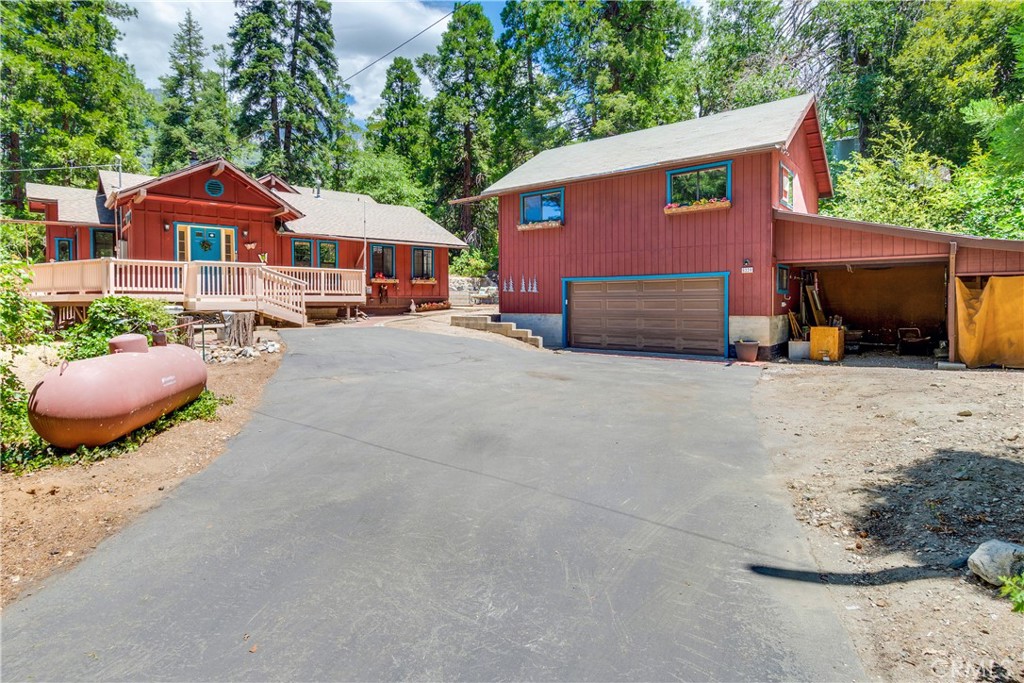 A property available for sale at 9339 Wood Road, Forest Falls, CA 92339.