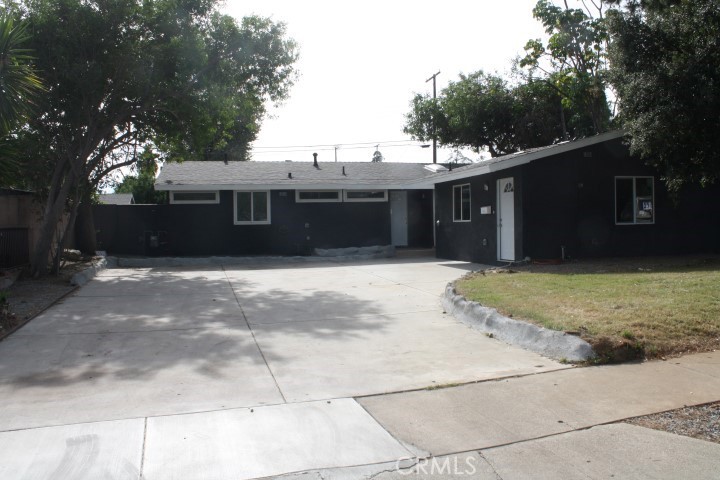 A property available for sale at 15814 Septo Street, North Hills, CA 91343.