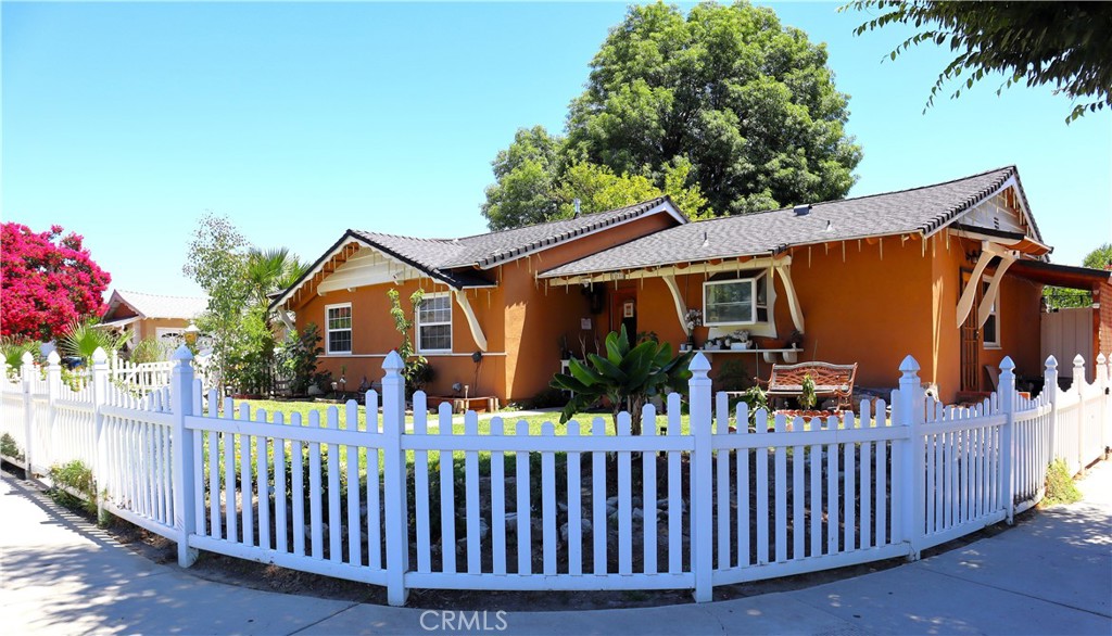 A property available for sale at 22158 Elkwood Street, Canoga Park, CA 91304.