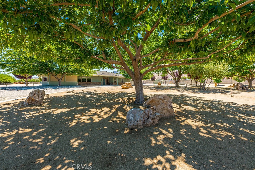 A property available for sale at 4768 Ford, Lake Isabella, CA 93240.