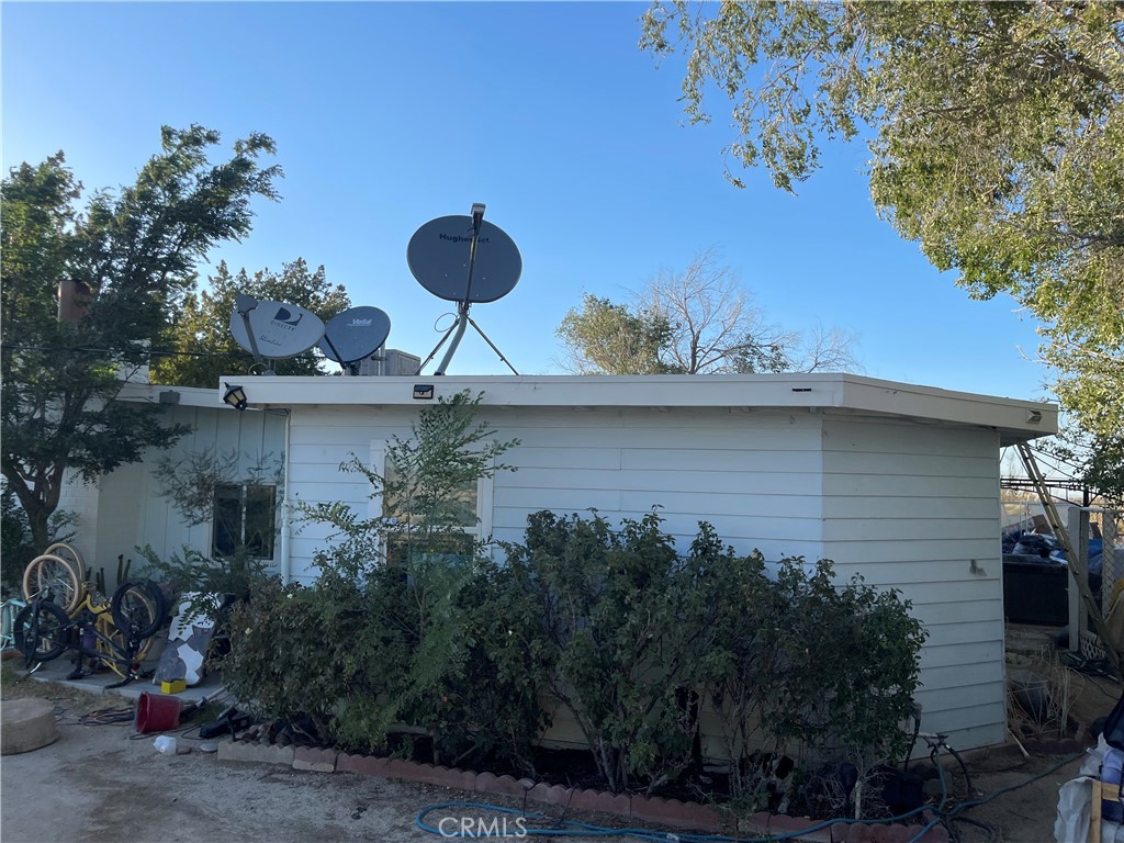 A property available for sale at 21733 Crystal Aire Road, Oro Grande, CA 92368.