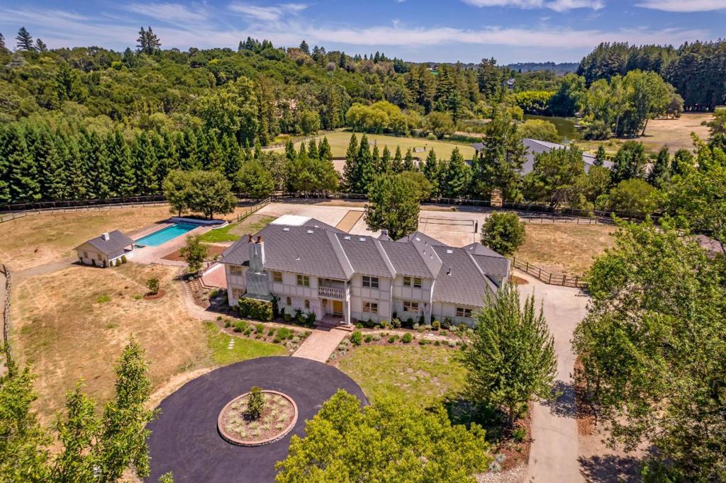 A property available for rent at 4175 Woodside Road, Woodside, CA 94062.