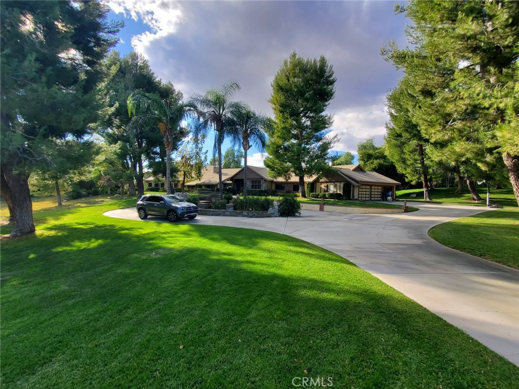 A property available for sale at 32920 Agua Dulce Canyon Road, Agua Dulce, CA 91390.