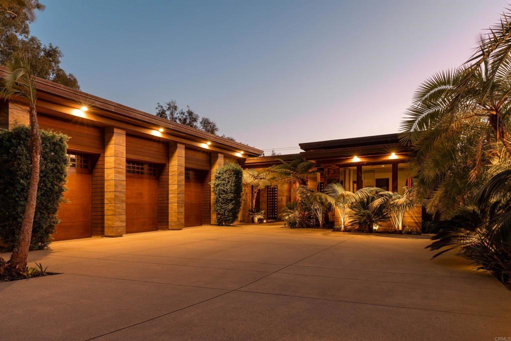 A property available for sale at 649 Seabright Lane, Solana Beach, CA 92075.