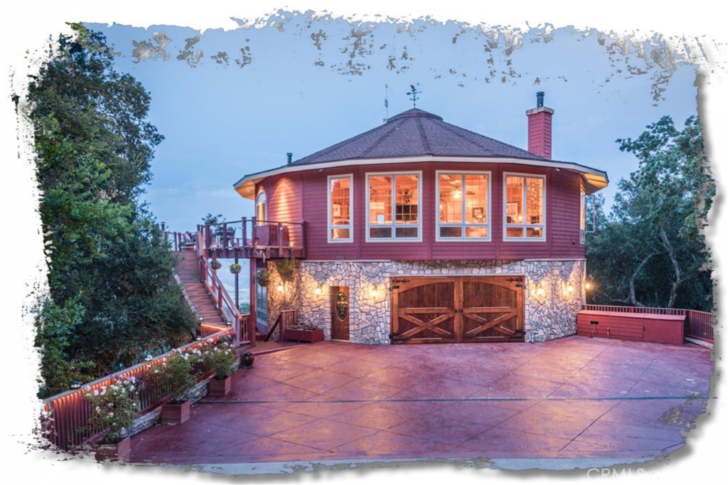 A property available for sale at 3570 Sibley Lane, Templeton, CA 93465.