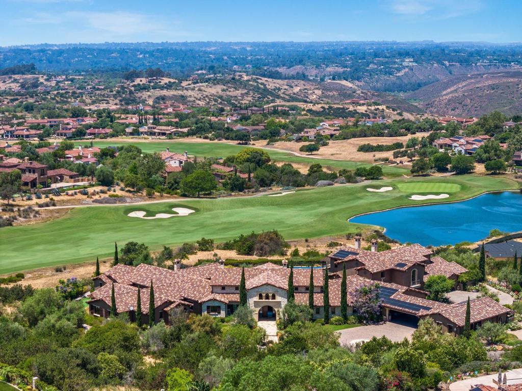 A property available for sale at 8287 Run of the Knolls, San Diego, CA 92127.
