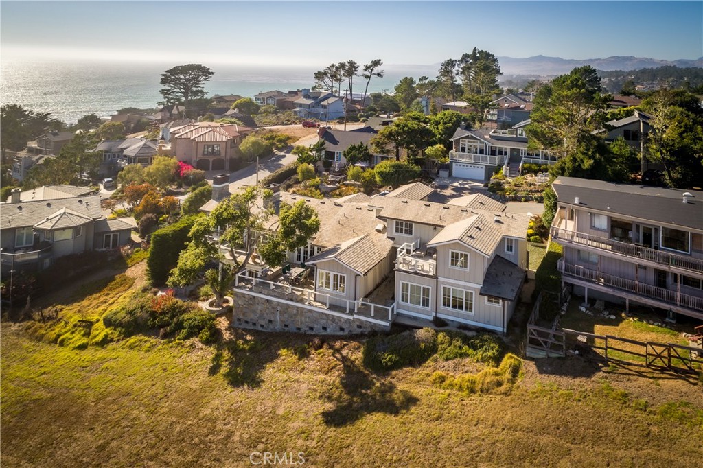 A property available for sale at 404 Huntington Road, Cambria, CA 93428.