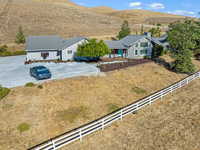 A property available for sale at 5955 Diablo Hills Road, Tres Pinos, CA 95075.