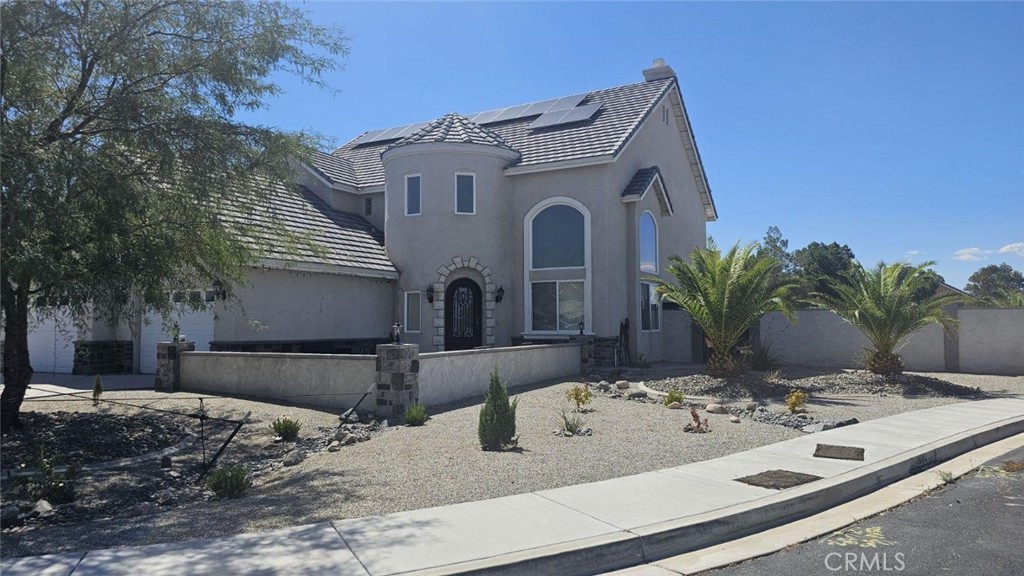A property available for sale at 11238 Lindsay Lane, Apple Valley, CA 92308.