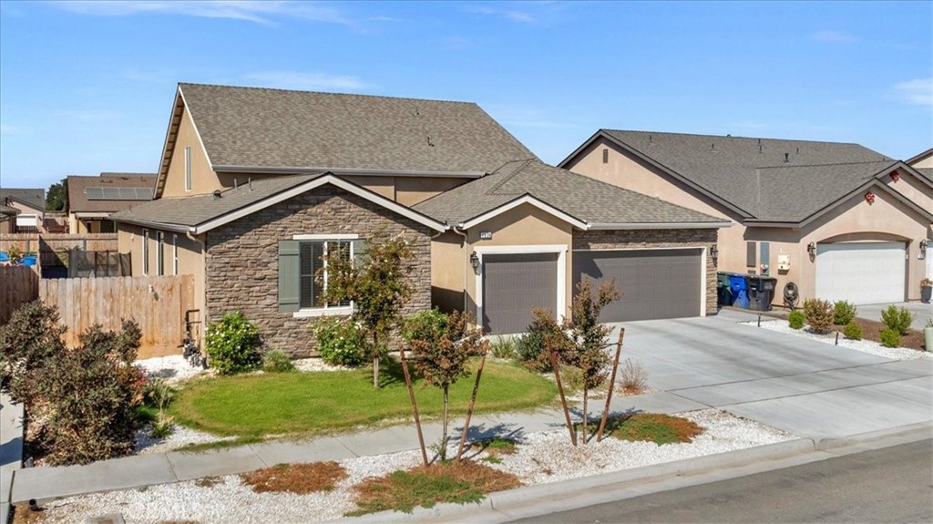 A property available for sale at 1936 S Red Rock Drive, Hanford, CA 93230.