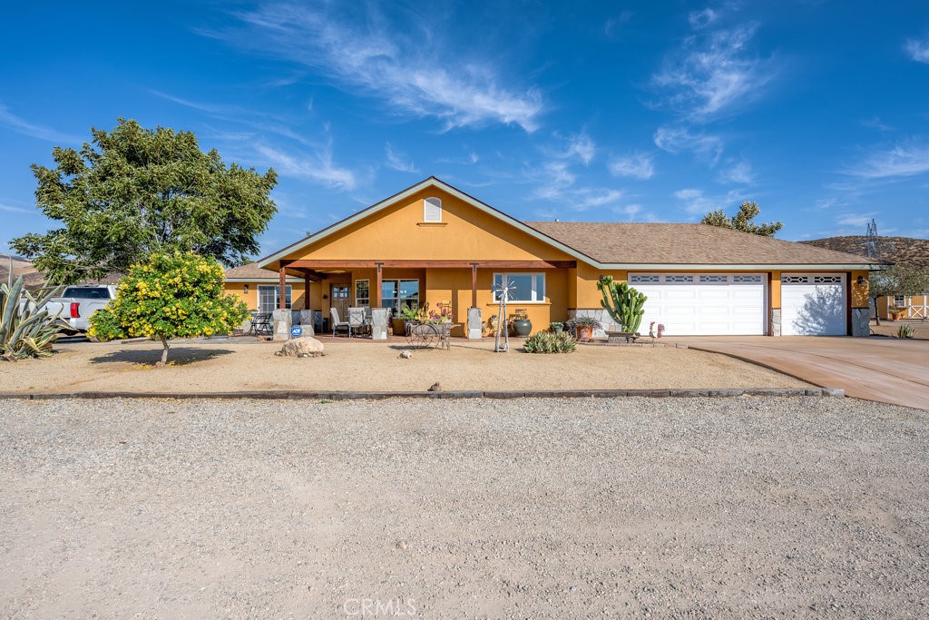 A property available for sale at 34554 Koontz Road, Agua Dulce, CA 91390.