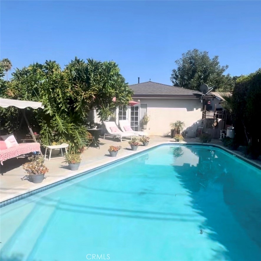 A property available for sale at 8513 Corbin Avenue, Winnetka, CA 91306.