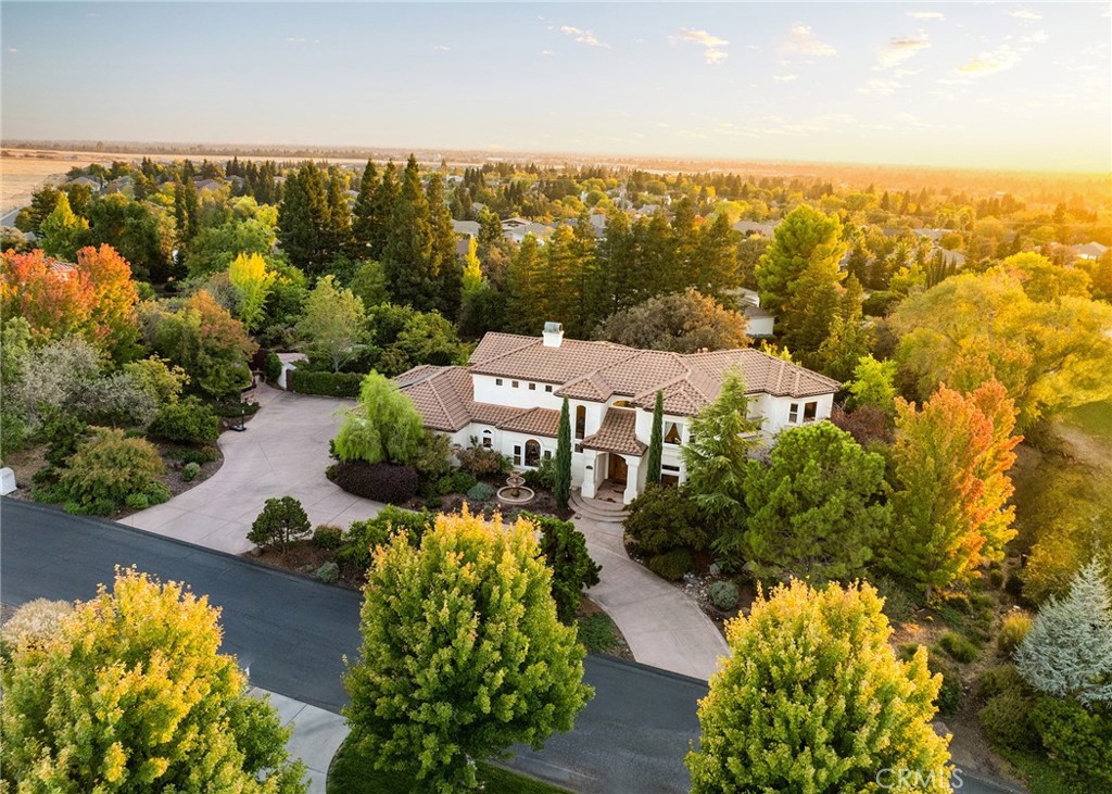 A property available for sale at 3171 Sandstone Lane, Chico, CA 95928.