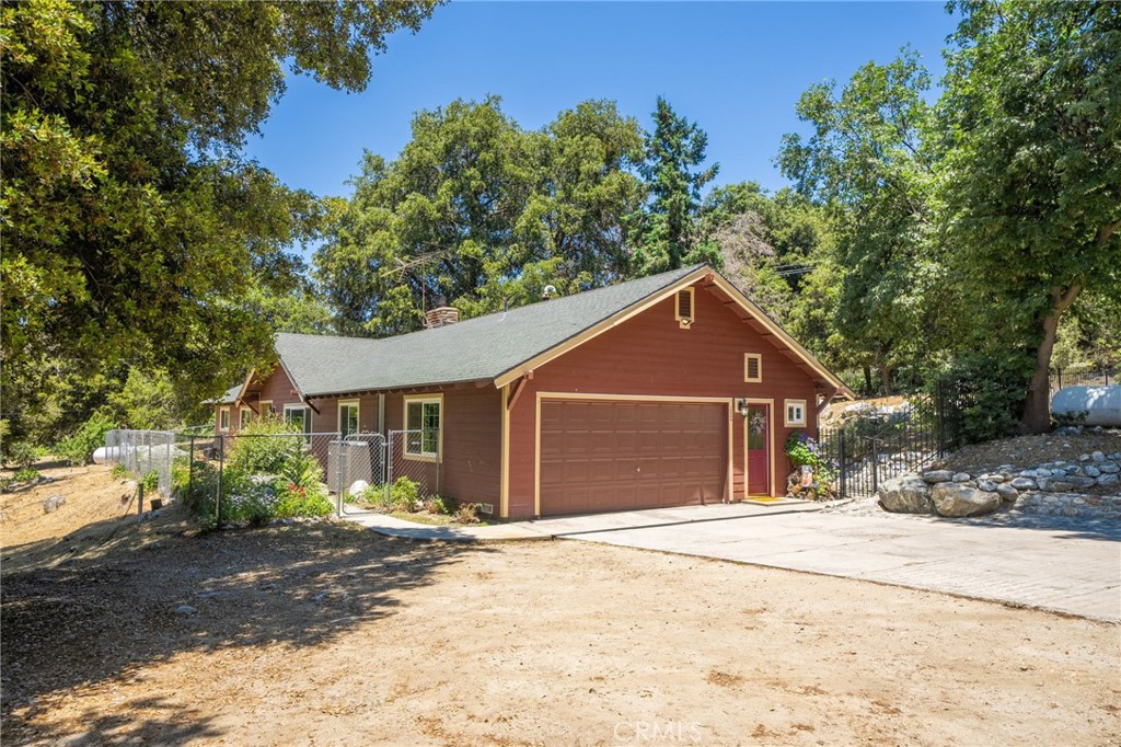 A property available for sale at 39804 Pine Bench Road, Oak Glen, CA 92399.