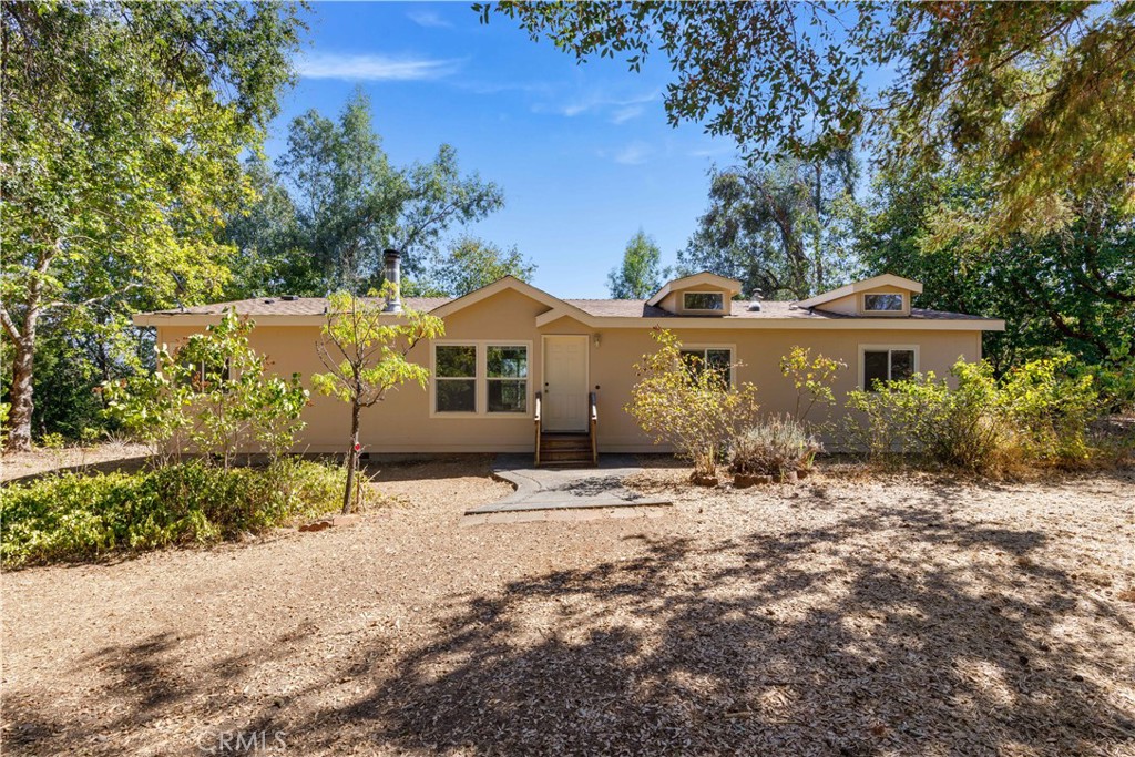 A property available for sale at 1409 West Sate Highway 20, Upper Lake, CA 95485.