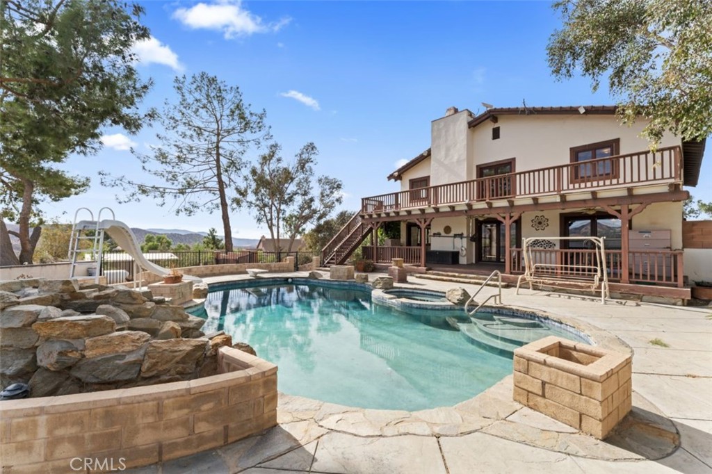 A property available for sale at 35640 Dormer Road, Agua Dulce, CA 91390.