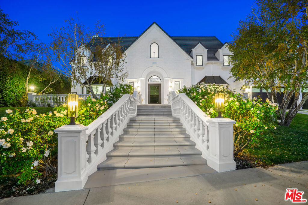 A property available for sale at 4608 Westchester Drive, Woodland Hills, CA 91364.