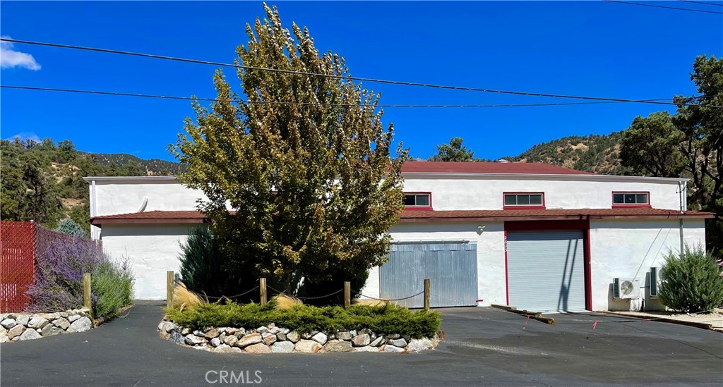 A property available for sale at 2803 Johnson Road, Frazier Park, CA 93225.