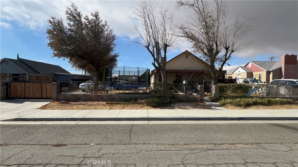 A property available for sale at 15843 M Street, Mojave, CA 93501.