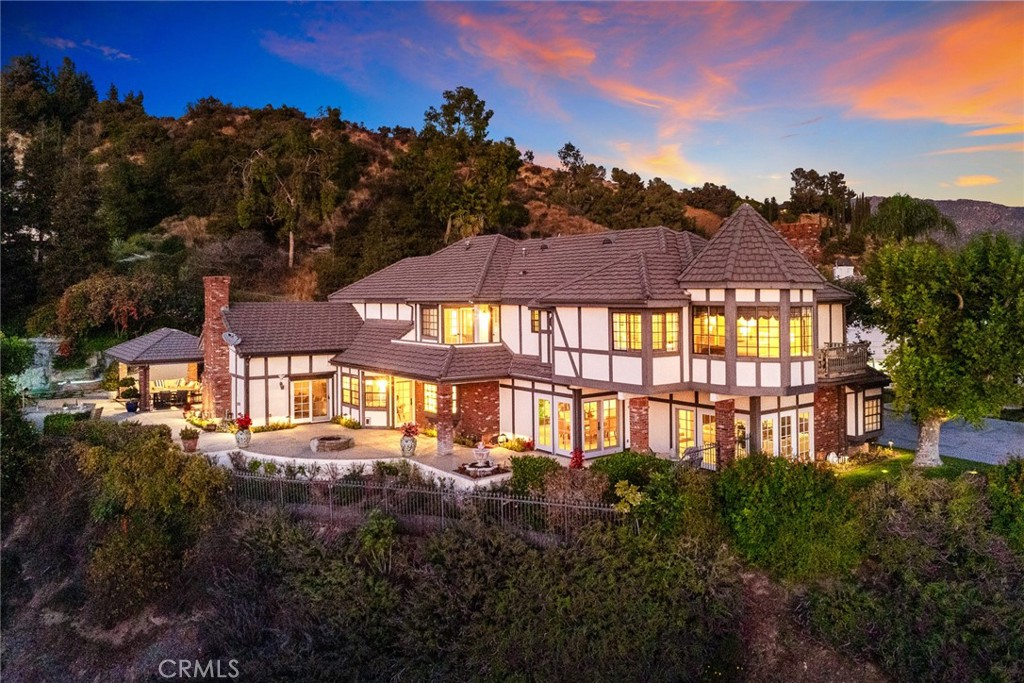 A property available for sale at 318 N Terrace View Drive, Monrovia, CA 91016.