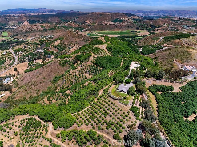 A property available for sale at 44665 La Cruz Drive, Temecula, CA 92590.