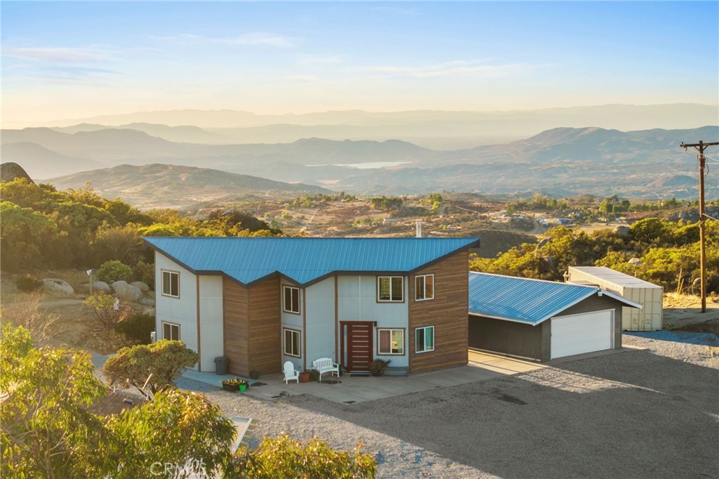 A property available for sale at 49780 Windsong Way, Aguanga, CA 92536.