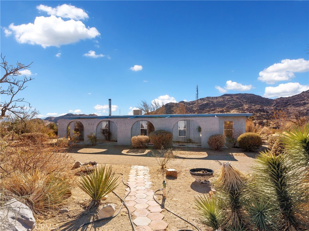 A property available for sale at 29595 Cove Road, Lucerne Valley, CA 92356.