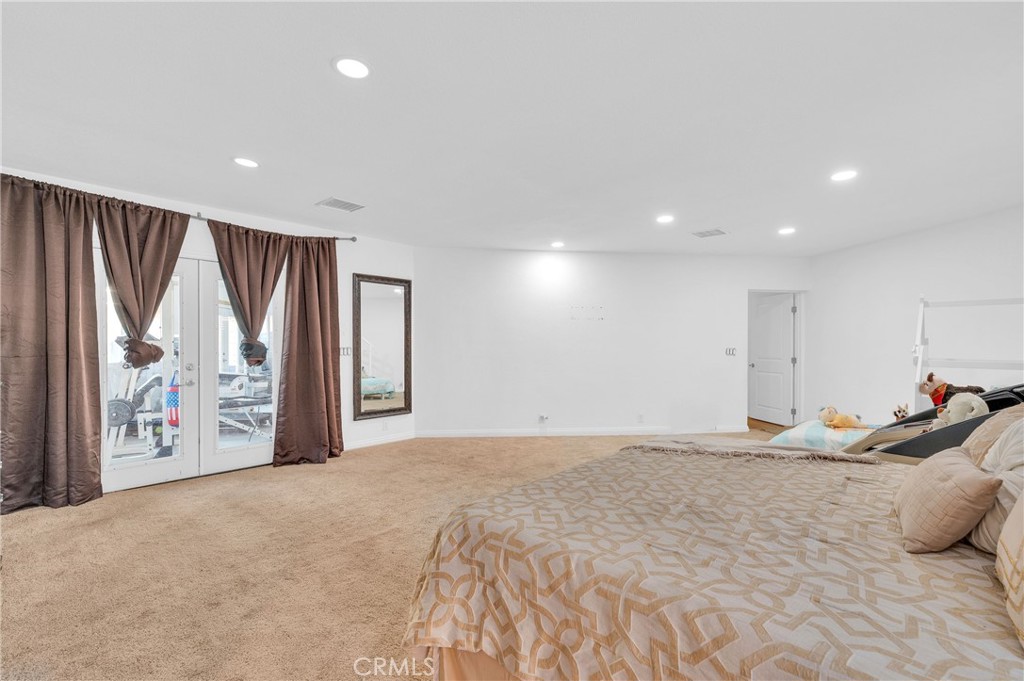 A property available for sale at 851 S Acacia Ave, Rialto, CA 92376.