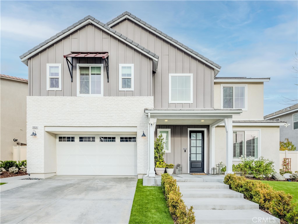 A property available for sale at 28524 Songbird Way, Saugus, CA 91350.