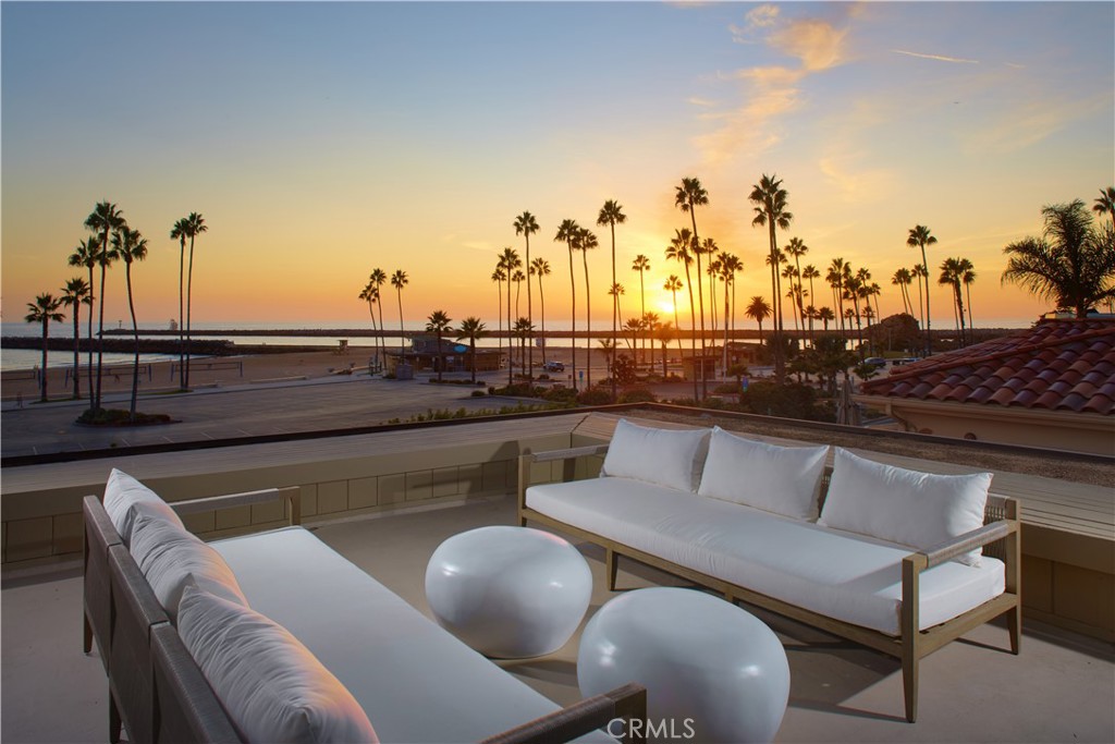 A property available for sale at 3024 Breakers Drive, Corona Del Mar, CA 92625.