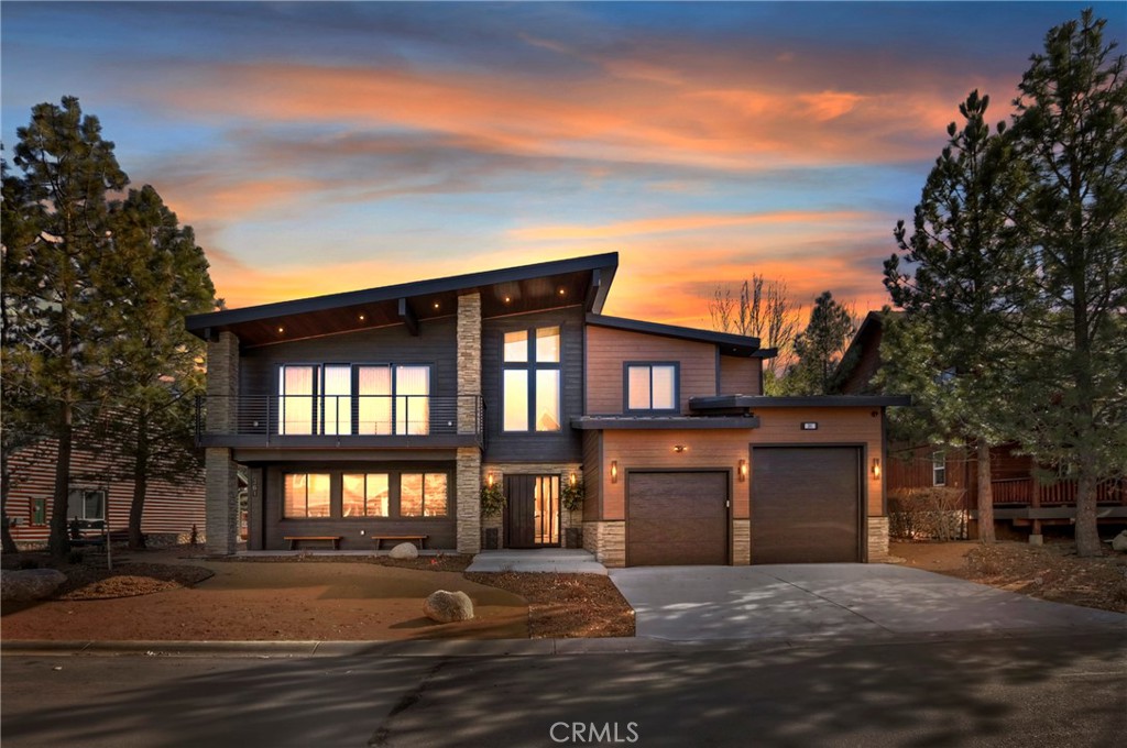 A property available for sale at 361 Meadow Circle N, Big Bear Lake, CA 92315.
