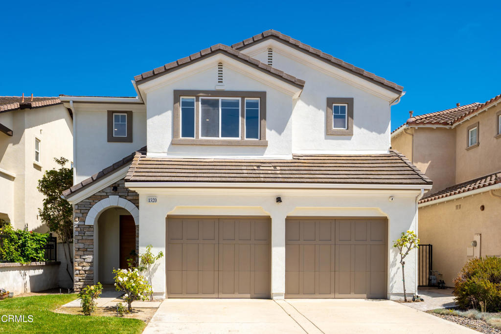 A property available for sale at 1520 Viewpoint Drive, Oxnard, CA 93035.