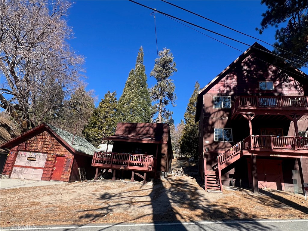 A property available for sale at 33892 Green Valley Lake Road, Green Valley Lake, CA 92341.