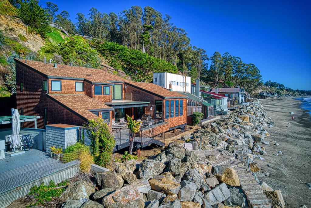A property available for sale at 10 Potbelly Beach Road, Aptos, CA 95003.