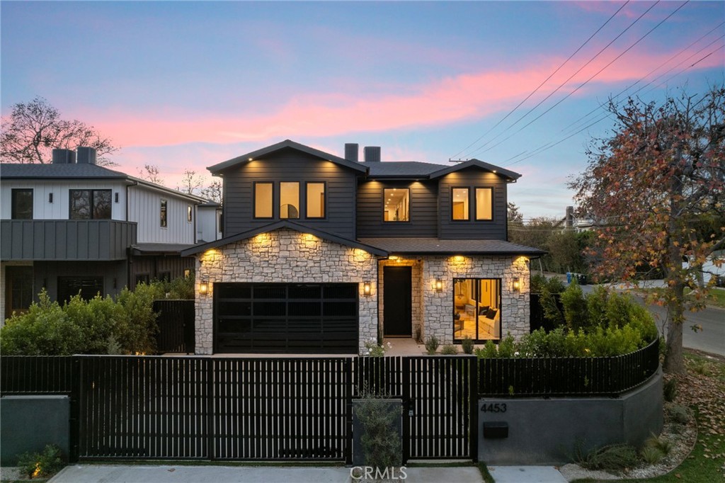 A property available for sale at 4453 Gentry Avenue, Studio City, CA 91607.