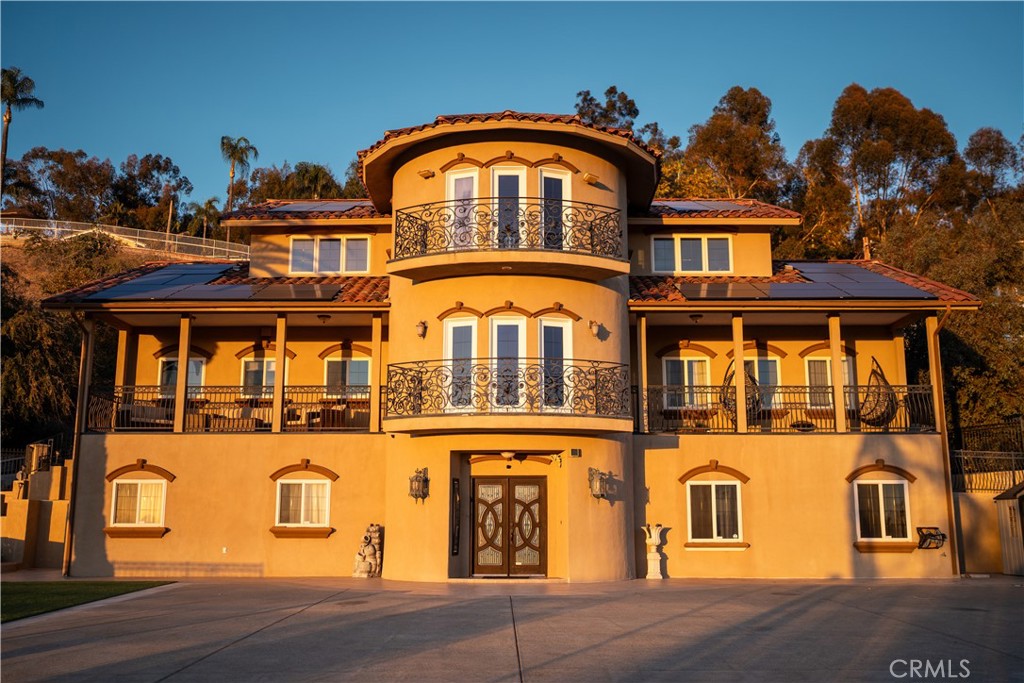 A property available for sale at 1481 Terracita Drive, San Bernardino, CA 92404.