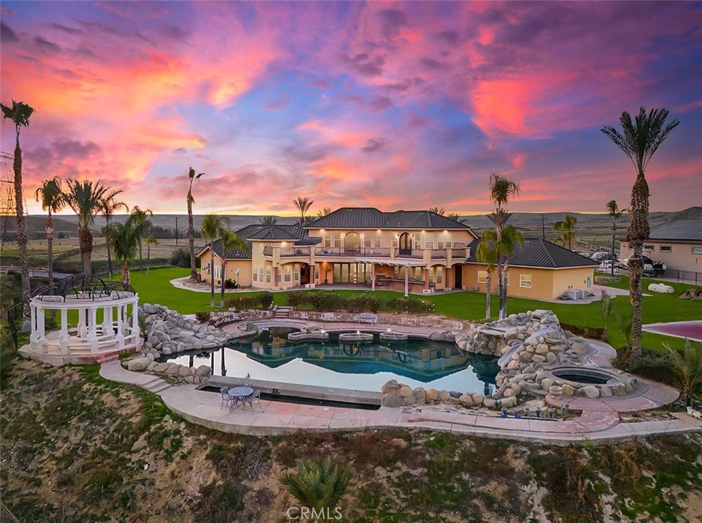 A property available for sale at 10649 Rio Mesa Drive, Bakersfield, CA 93308.