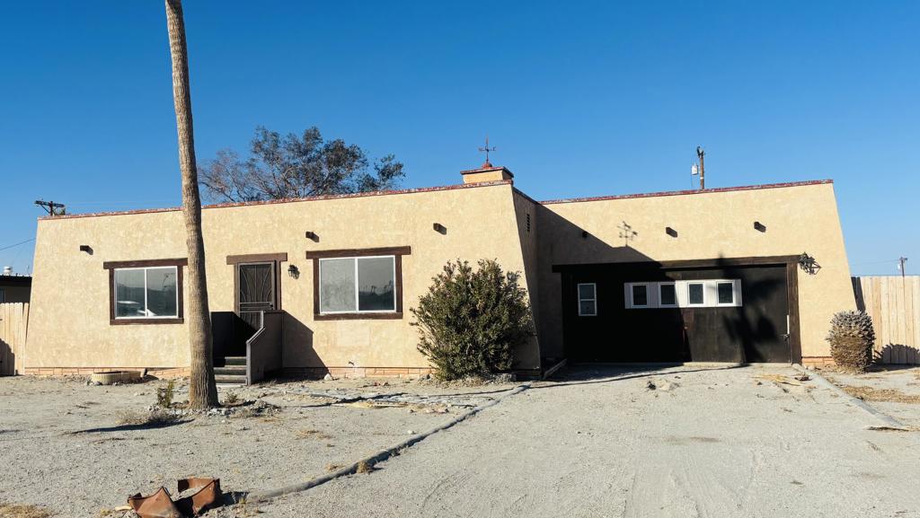 A property available for sale at 1506 Artic Avenue, Thermal, CA 92274.