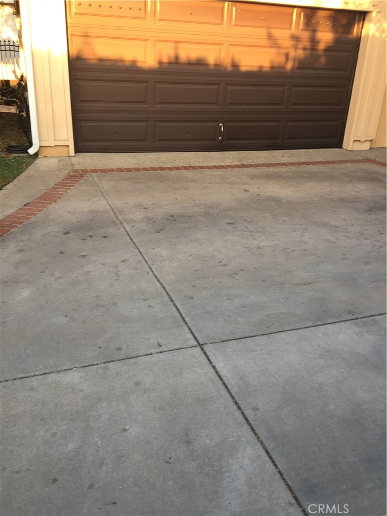 A property available for sale at 13748 Sunburst Street, Arleta, CA 91331.