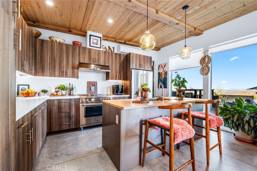 A property available for sale at 7835 Conejo Avenue, Joshua Tree, CA 92252.