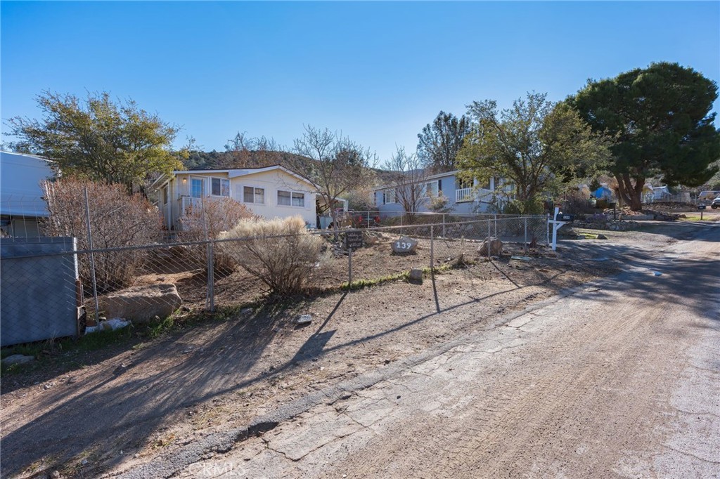A property available for sale at 139 Salaine Drive, Bodfish, CA 93205.