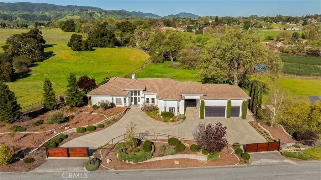 A property available for sale at 16390 Norte Road, Atascadero, CA 93422.
