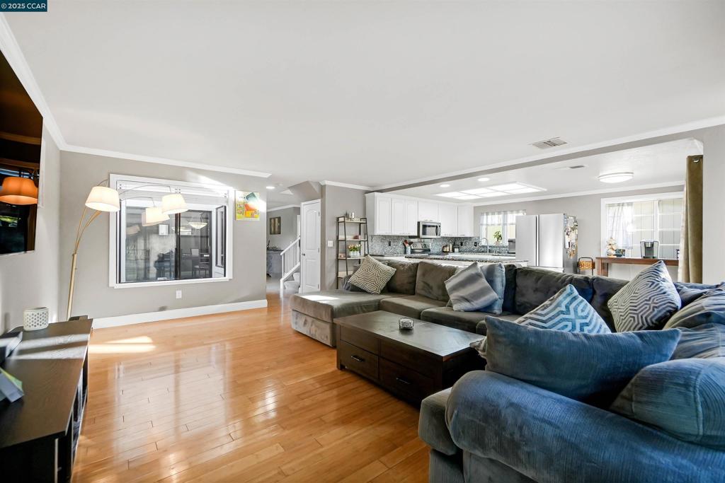 A property available for sale at 2202 Old Creek Cir, Pittsburg, CA 94565.