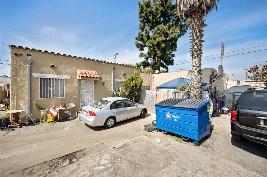 A property available for sale at 4305 Florence Avenue, Bell, CA 90201.