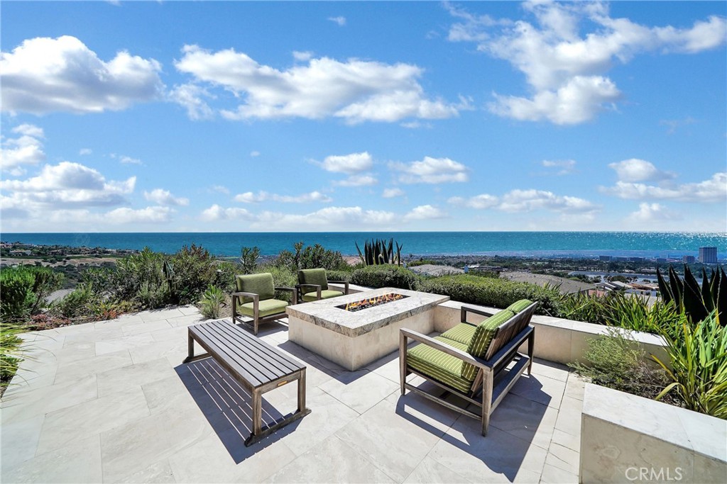 A property available for sale at 9 Jade Cove, Corona Del Mar, CA 92625.