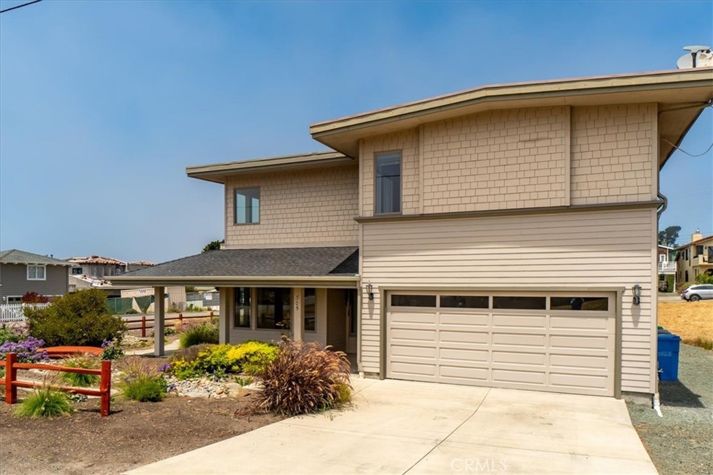 A property available for sale at 305 Ivar Street, Cambria, CA 93428.