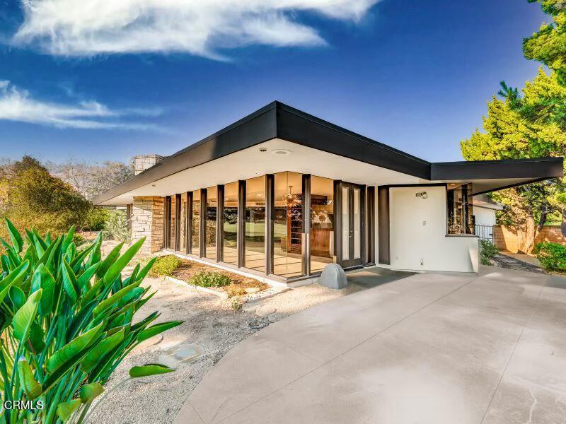 A property available for sale at 4787 Clubhouse Drive, Somis, CA 93066.
