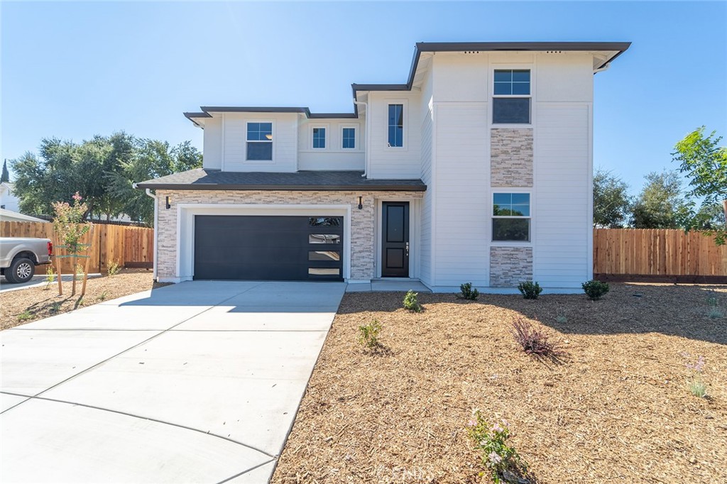 A property available for sale at 932 Tiffani Court, Oakdale, CA 95361.