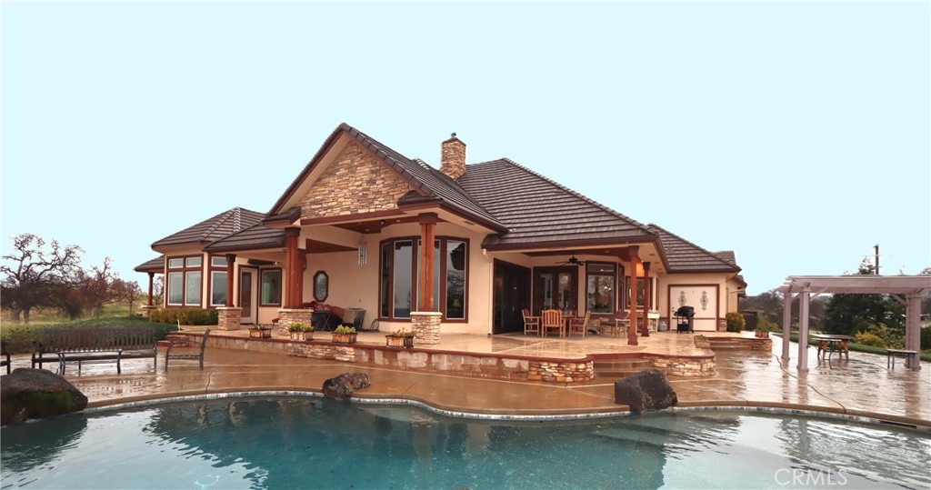 A property available for sale at 34310 Barn Owl Road, Raymond, CA 93653.